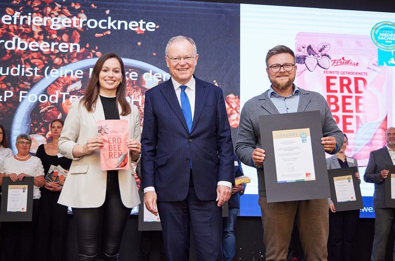 Kulinarischer Botschafter NIedersachsens: Frudist-Gründer mit Ministerpräsident Stephan Weil