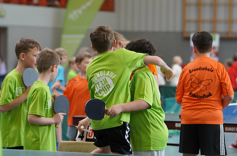 Viel Spaß bei den Kids beim 14. Tischtennis-Rundlauf-Team-Cup
